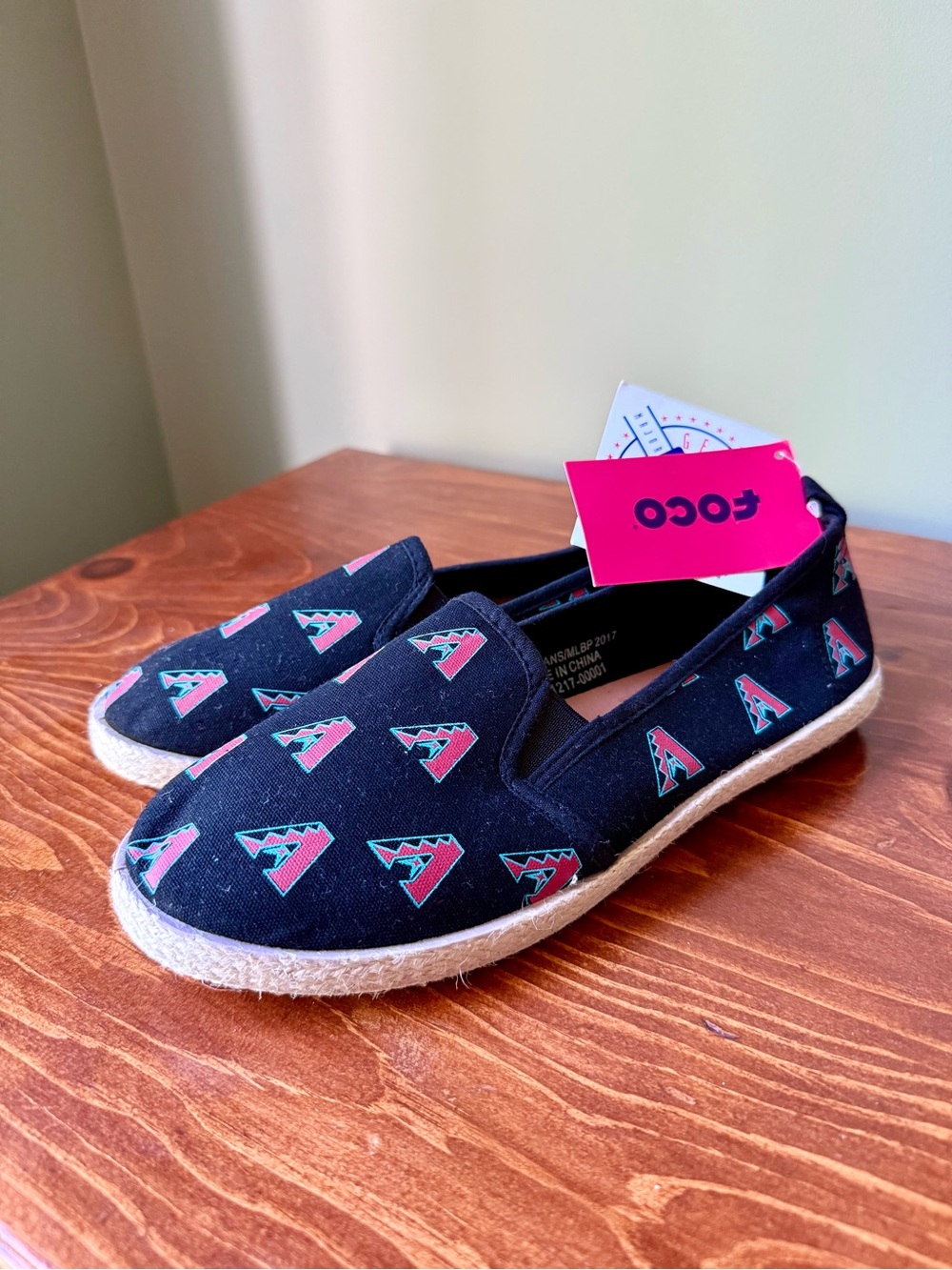 FOCO Women’s Espadrille Slip-On Shoes Arizona Diamondbacks Size XL 10